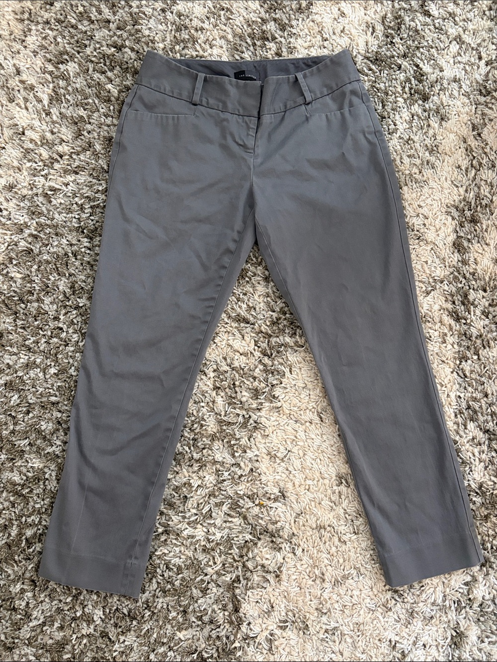 The Limited women’s Gray Tailored Pants size 4